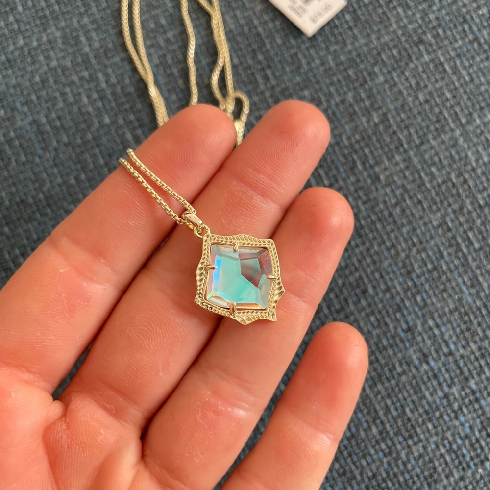 $ firm Kendra Scott Kacey Necklace